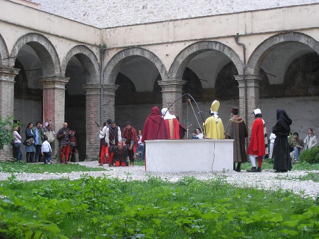 Fraporta.jpg (98416 byte)