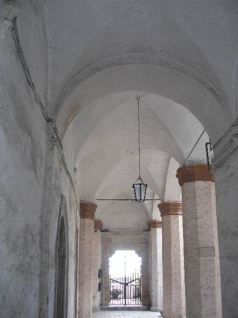 arcainterno.jpg (56954 byte)
