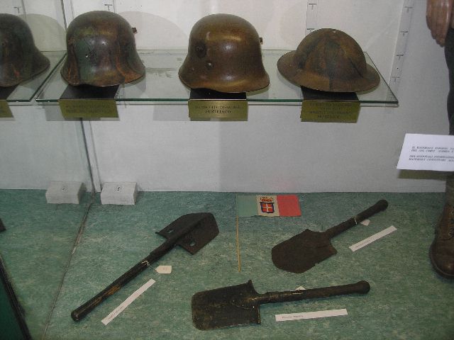 monmostra1.jpg (66471 byte)