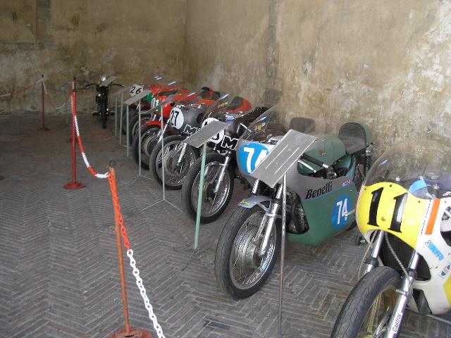 roccaimotori3p.jpg (81172 byte)