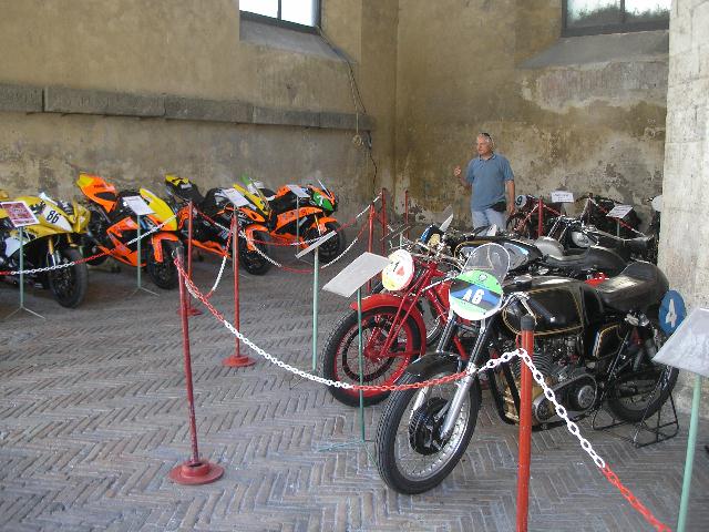 roccamotori7p.jpg (94672 byte)