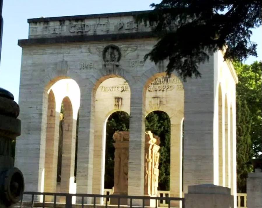 laudadtombagianicolo.jpg (78246 byte)