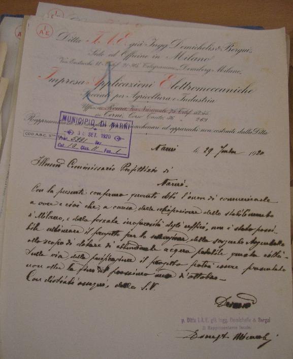 nettiPC180055accommissario.jpg (75794 byte)