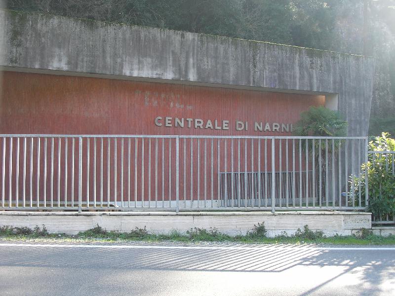 nettifotonarnicentrale2.jpg (117063 byte)